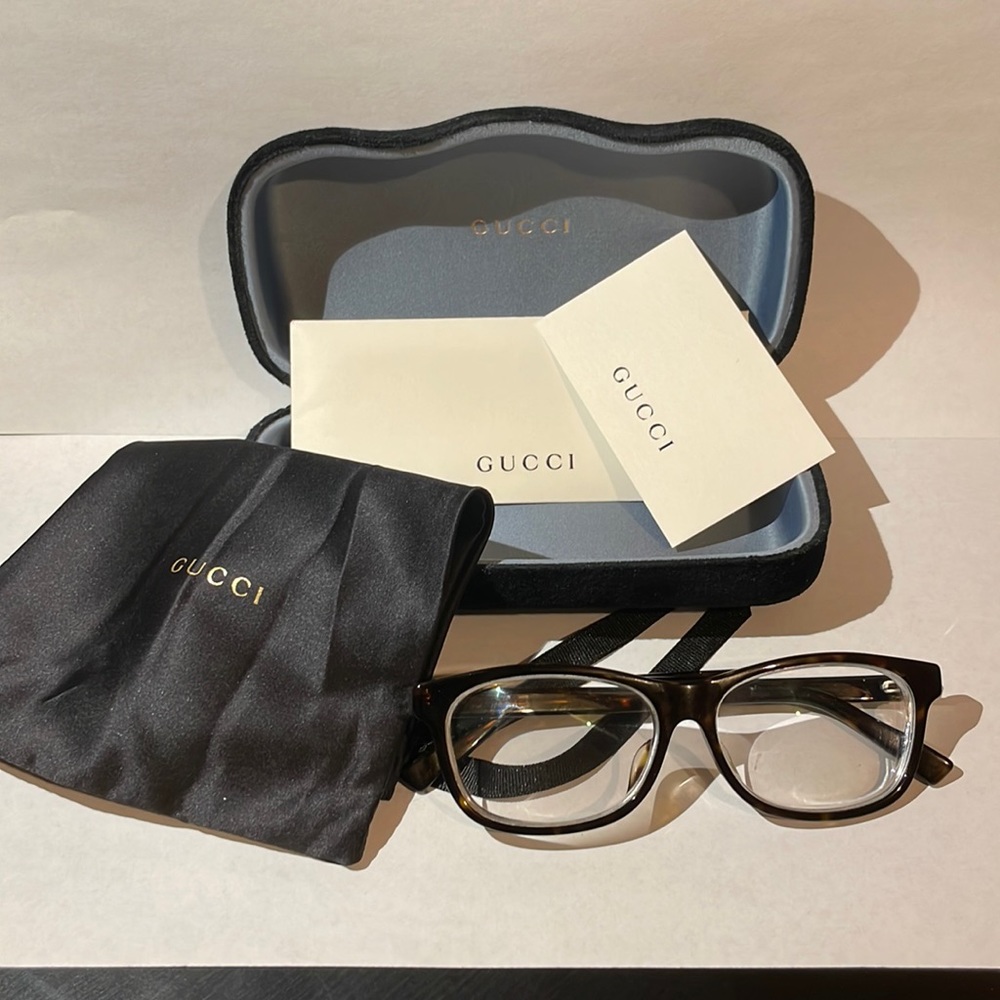 Gucci frames and case
